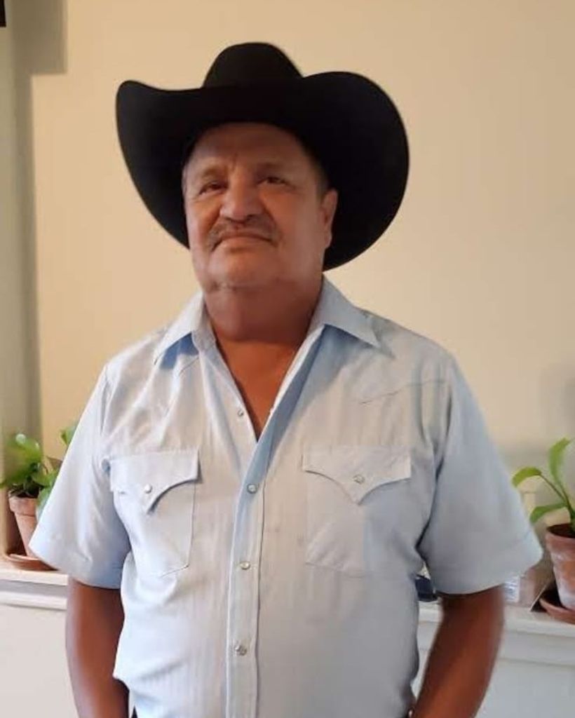 Amado Barrientos Briones