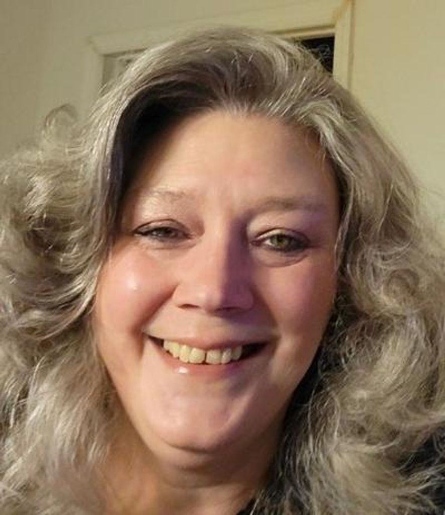 Lori Lynn Carpenter Profile Photo