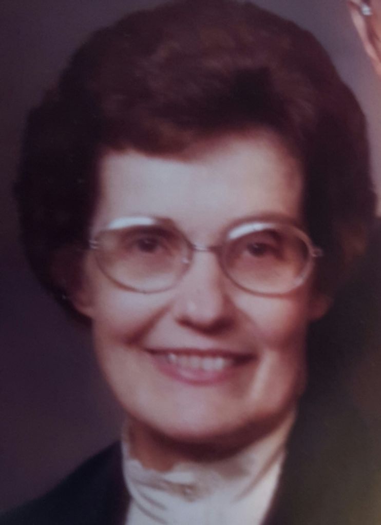 Gwen D Davies