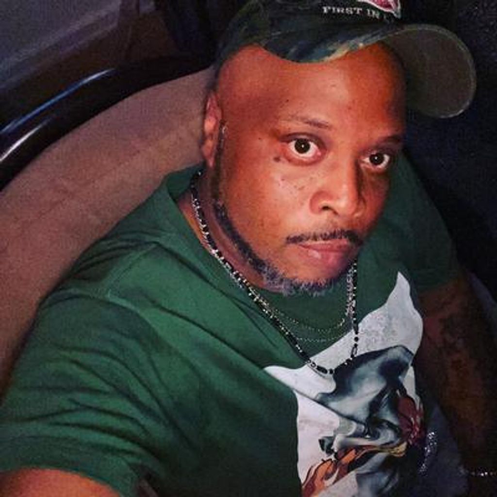 Myreon J Strong Profile Photo