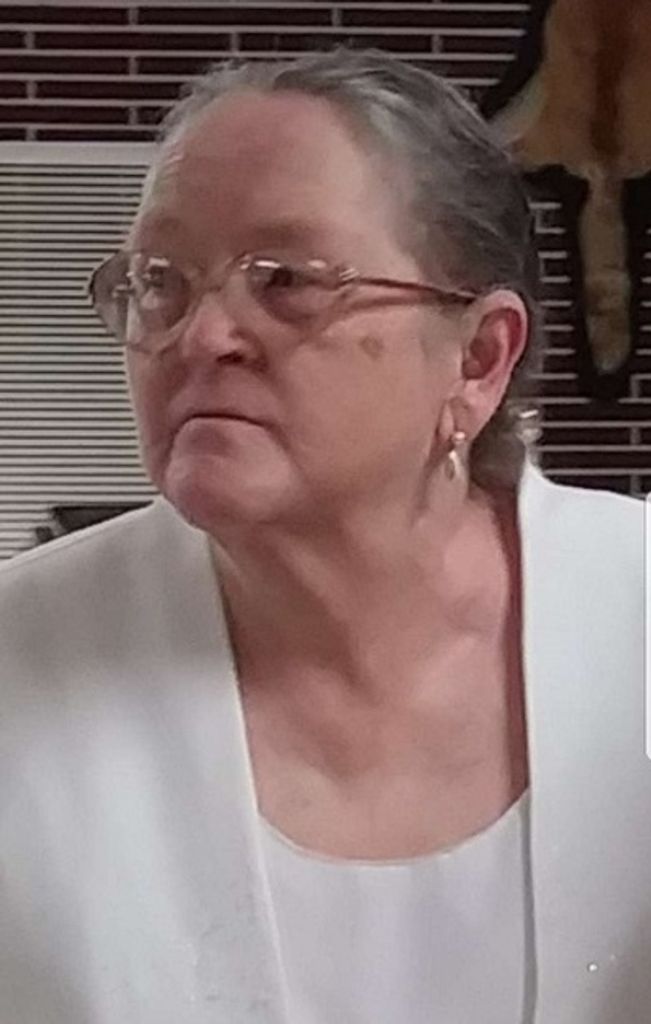 Betty Lou Furness Profile Photo