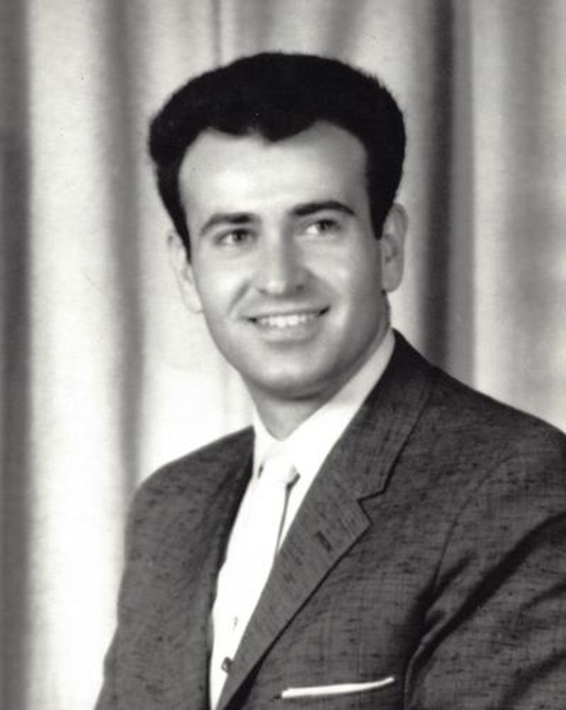Andrew Antranig Vartanian Profile Photo