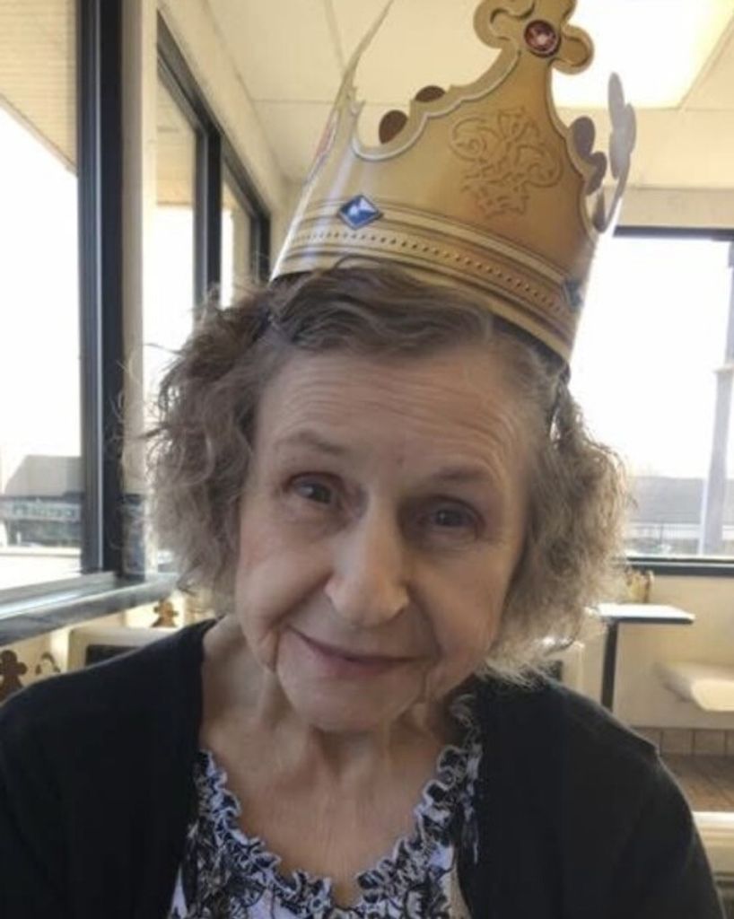 Helen "Kay" Stillmak