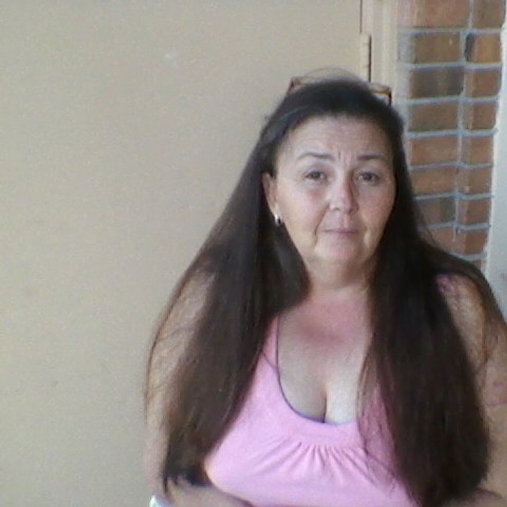 Deloris "Dee Dee" Ashcraft