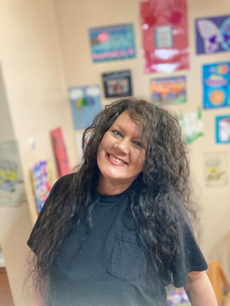 Saundra Dawn Dietz Profile Photo