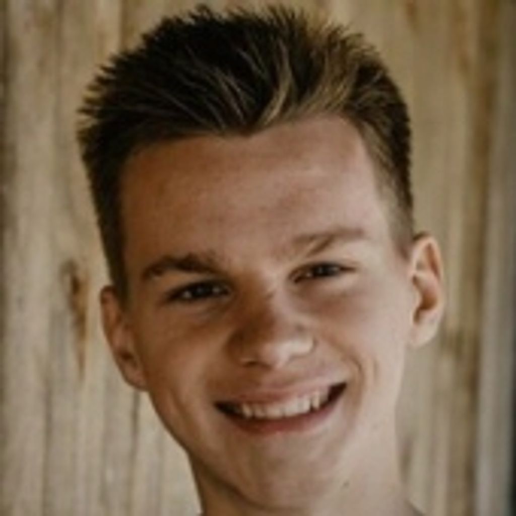 Lane Tucker Kreklow