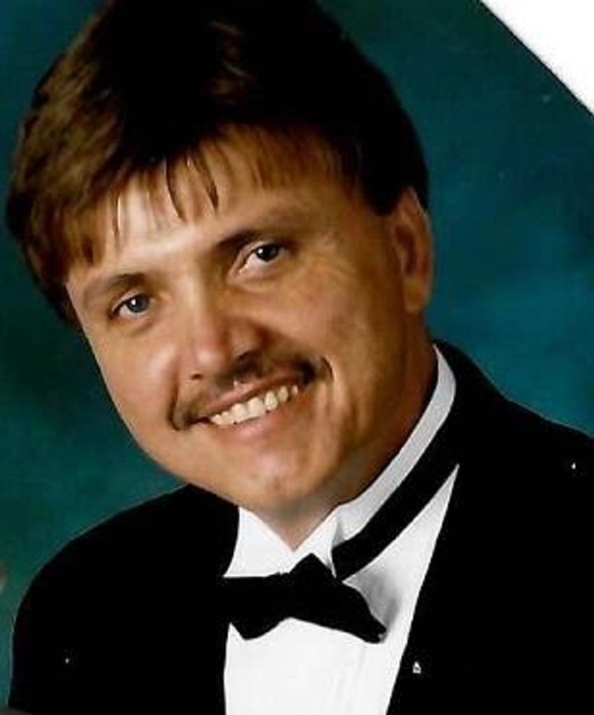 Stephen Plecenik Profile Photo