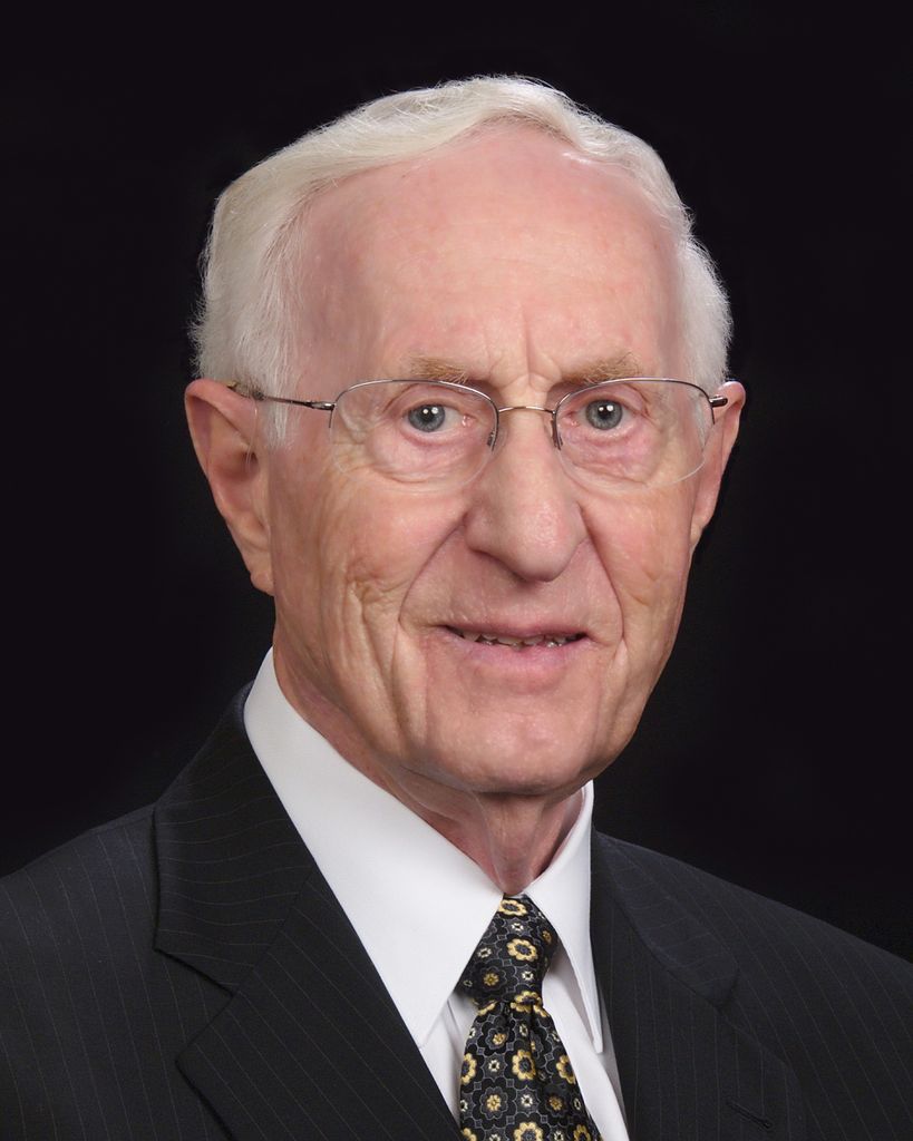 Richard M Hebertson, MD