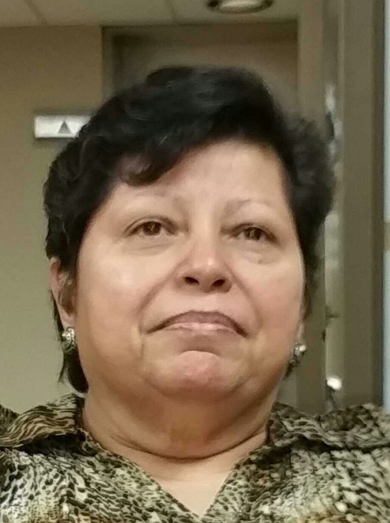 Gloria V. Salinas