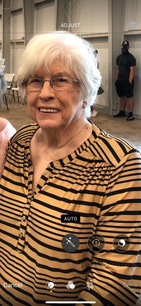 Carolyn (Barnes)  Luttrell