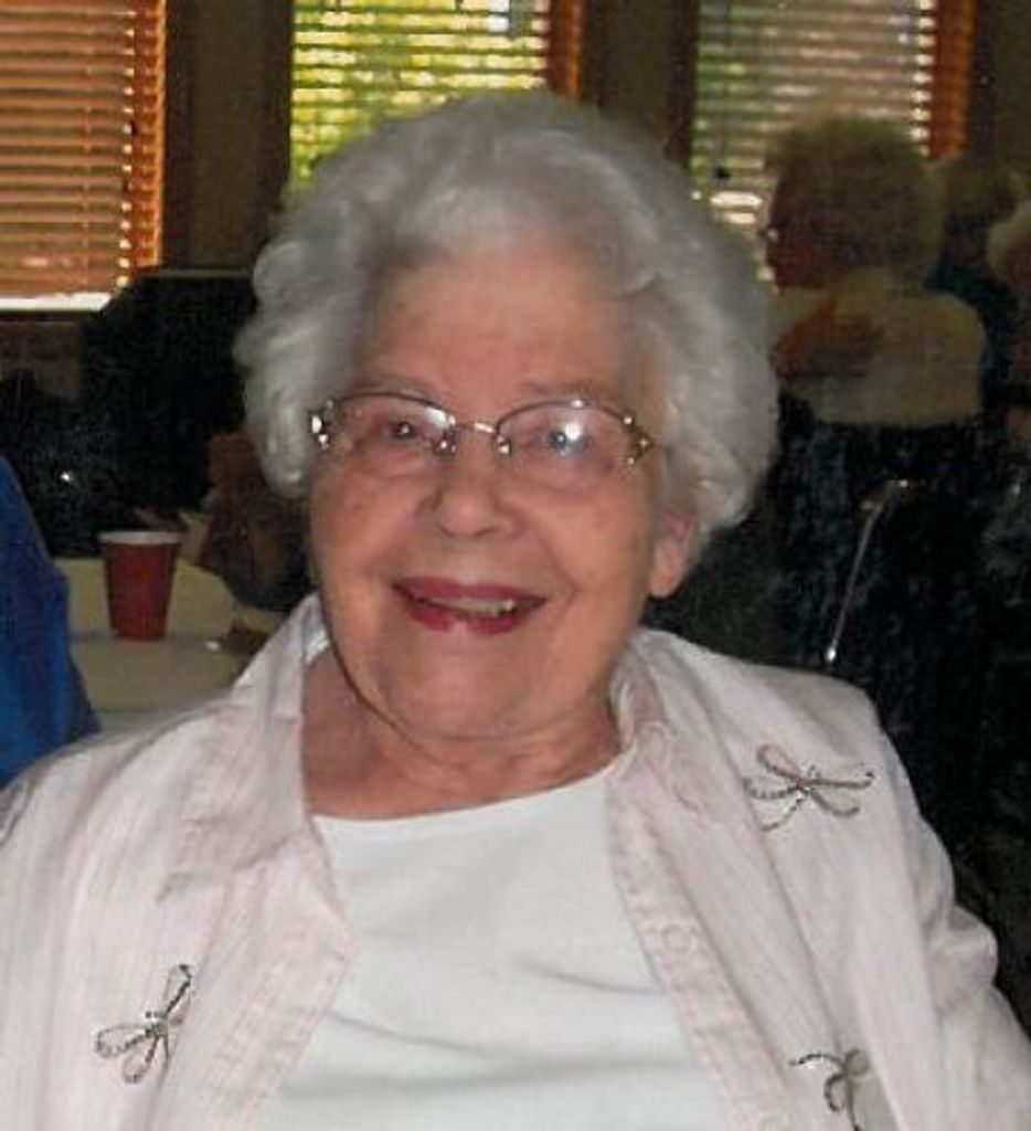 Elaine Dinville Profile Photo