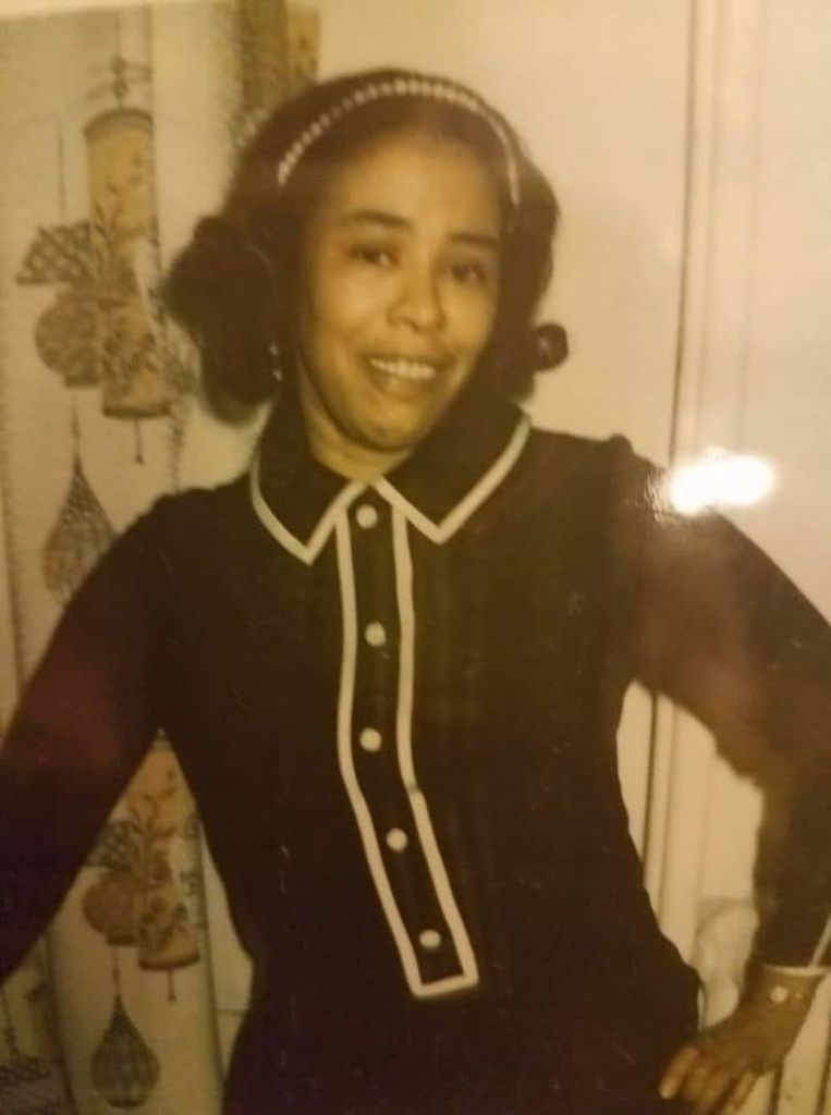 Lillian (Williams) Rogers
