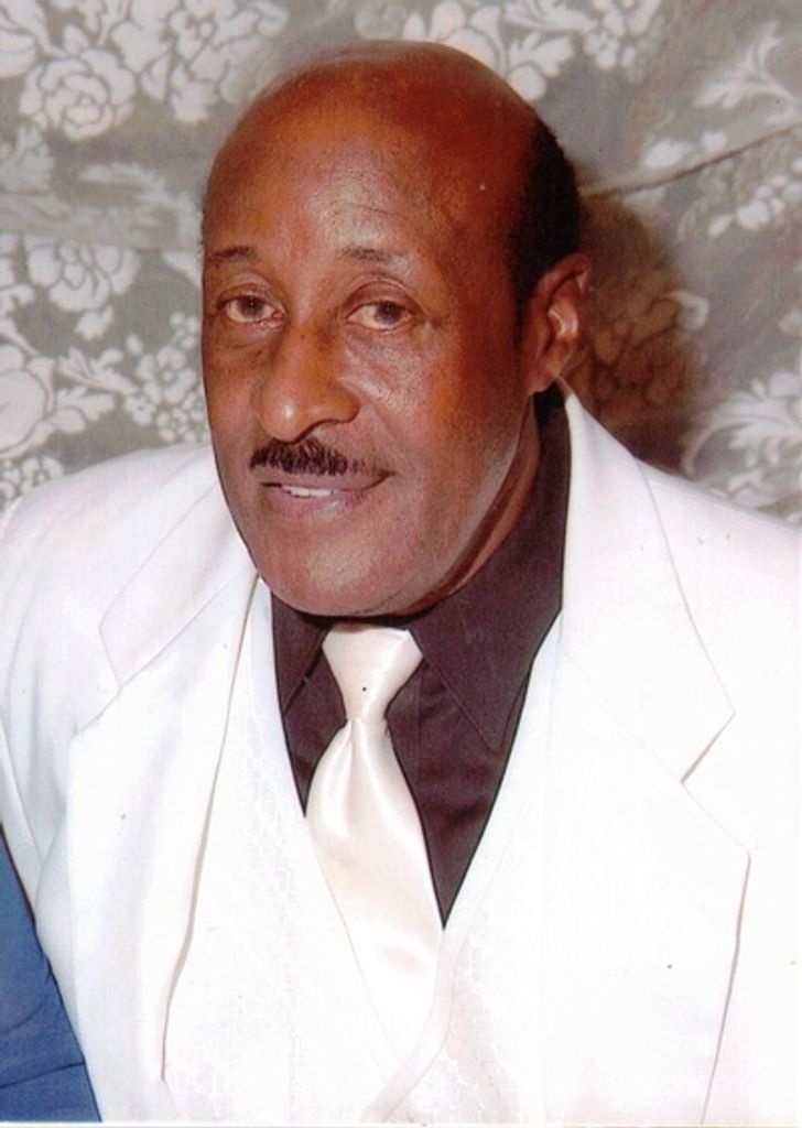 Lonny Hutson Birchwood Profile Photo