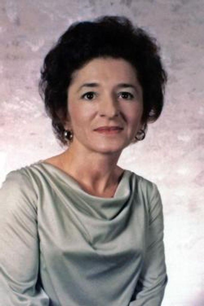 Lorraine Callihan Leslie Karenbauer Profile Photo
