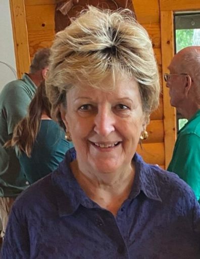 Janet Elliott Profile Photo
