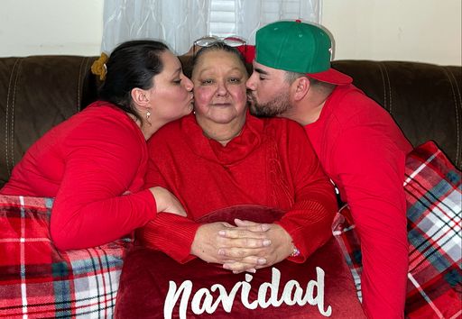 Maria Guadalupe Salinas photo gallery thumbnail 4 of 200