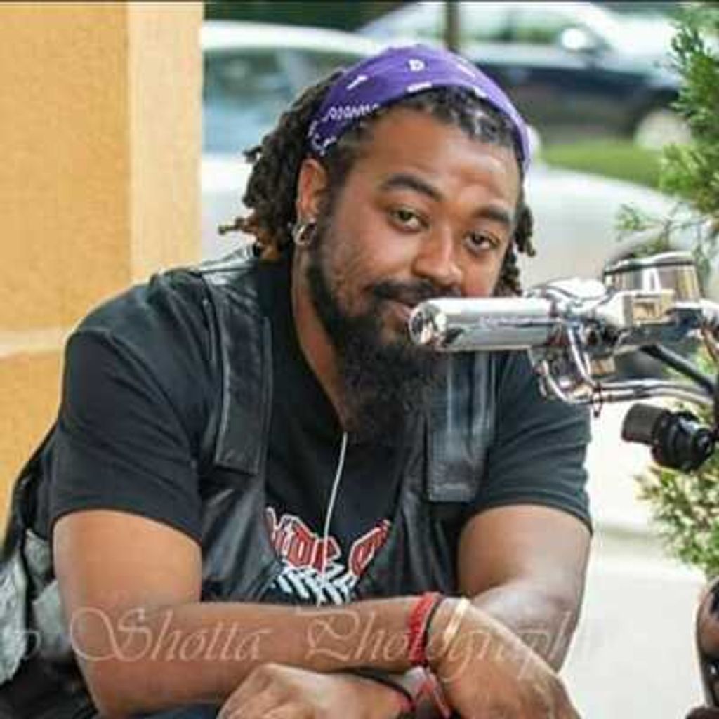 Michael Robinson Profile Photo