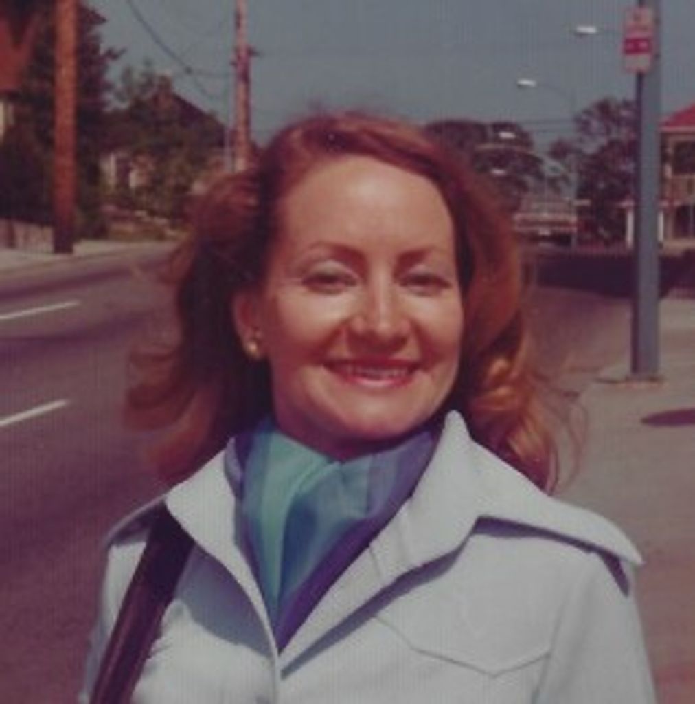 Lois Davis Profile Photo