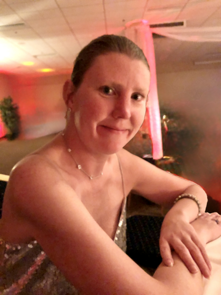 Lindsay Eden Jones Profile Photo