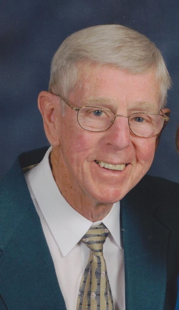 Raymond W. Hulton Profile Photo