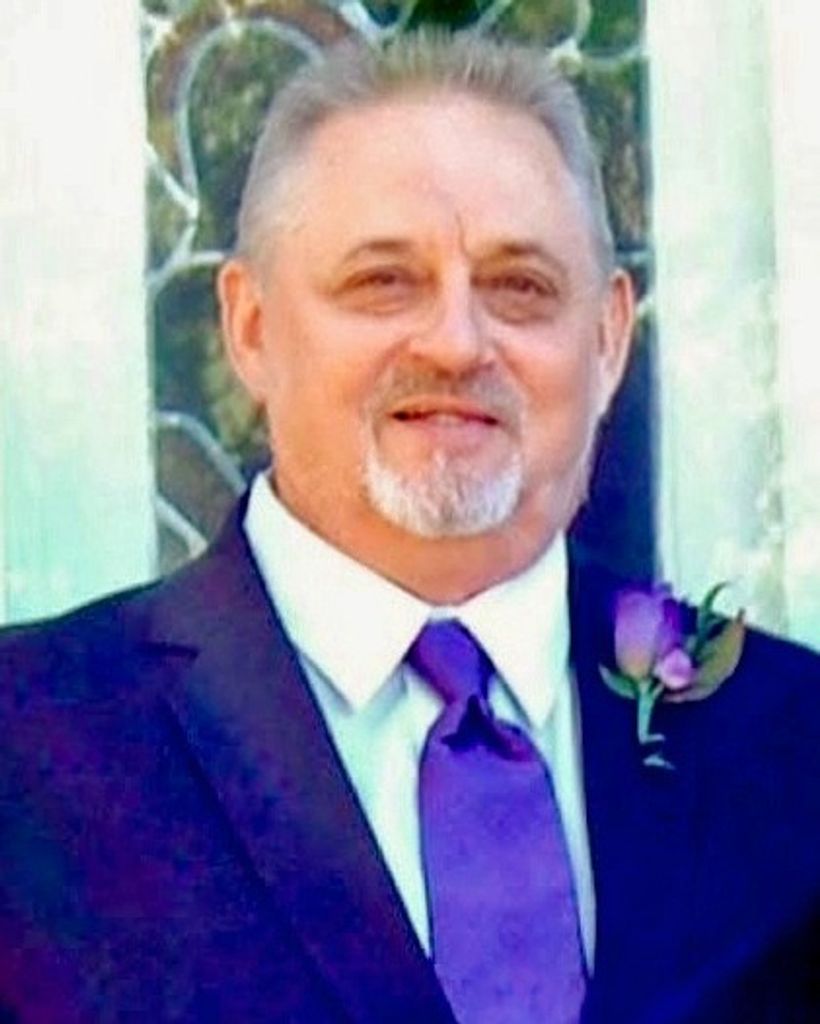 Dennis E. Schnoeker Profile Photo