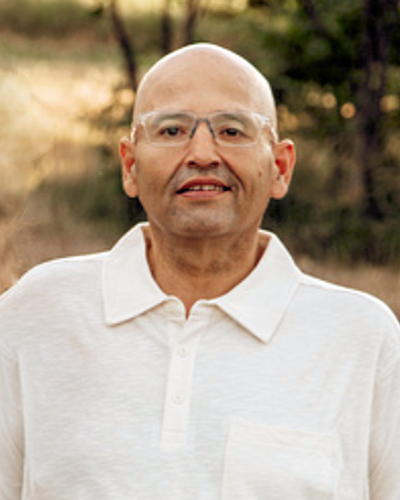 Alex Rosales Profile Photo