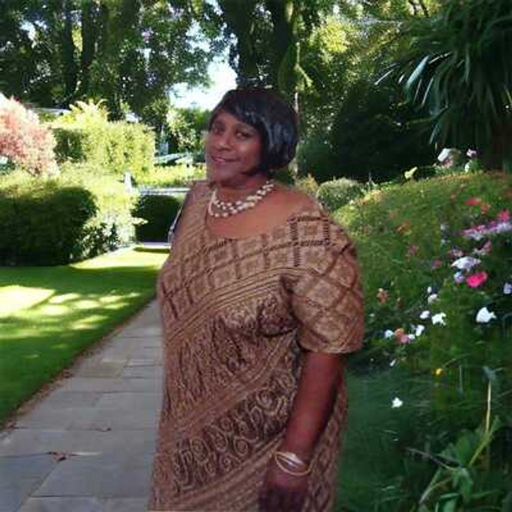 Anna Louise Youngblood Profile Photo