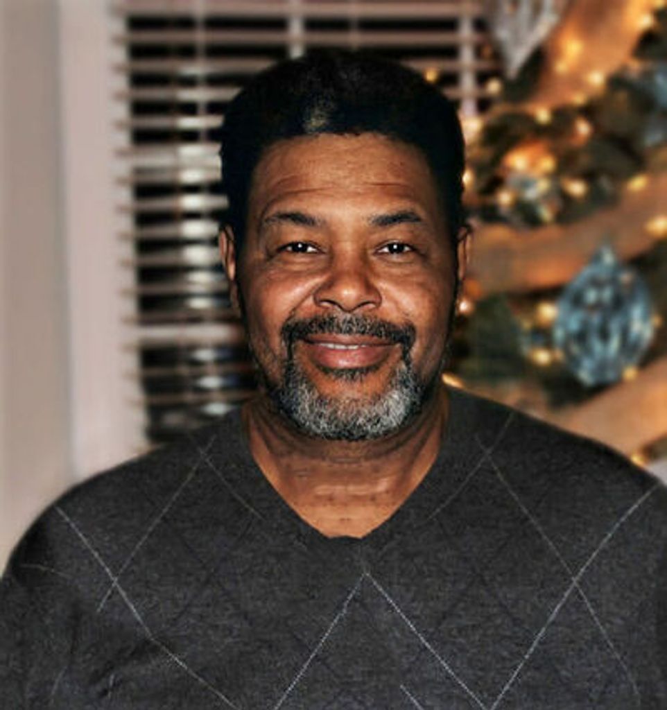 Mr Robert Estes Hale Jr Profile Photo