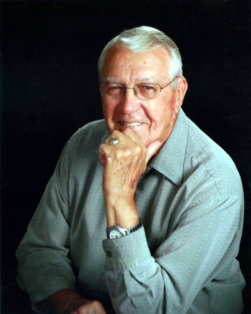 Robert Howell Profile Photo