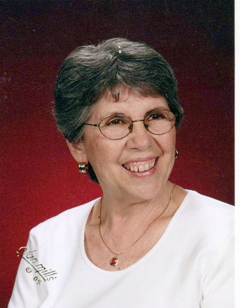 Elizabeth J Borowske Profile Photo