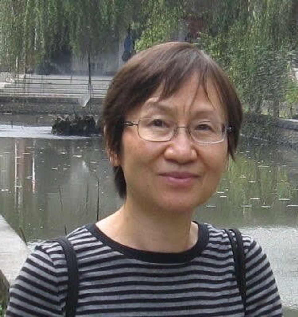Chia-Swee Hong