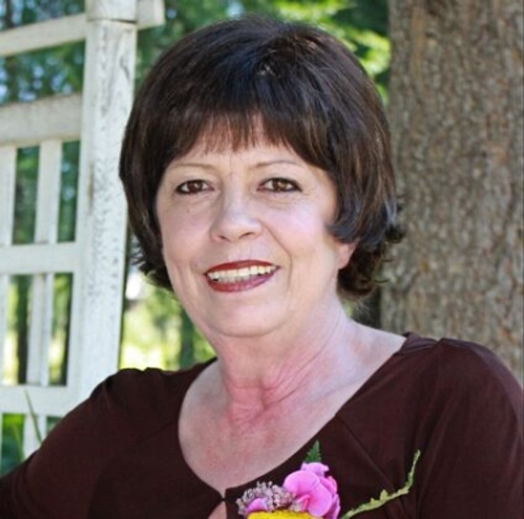 Donna Jo Delong Profile Photo