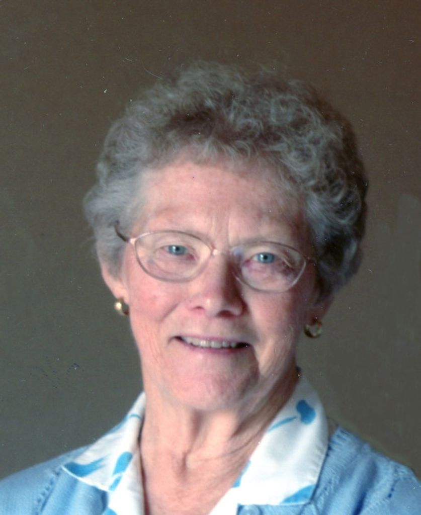 Iris Bunting Profile Photo