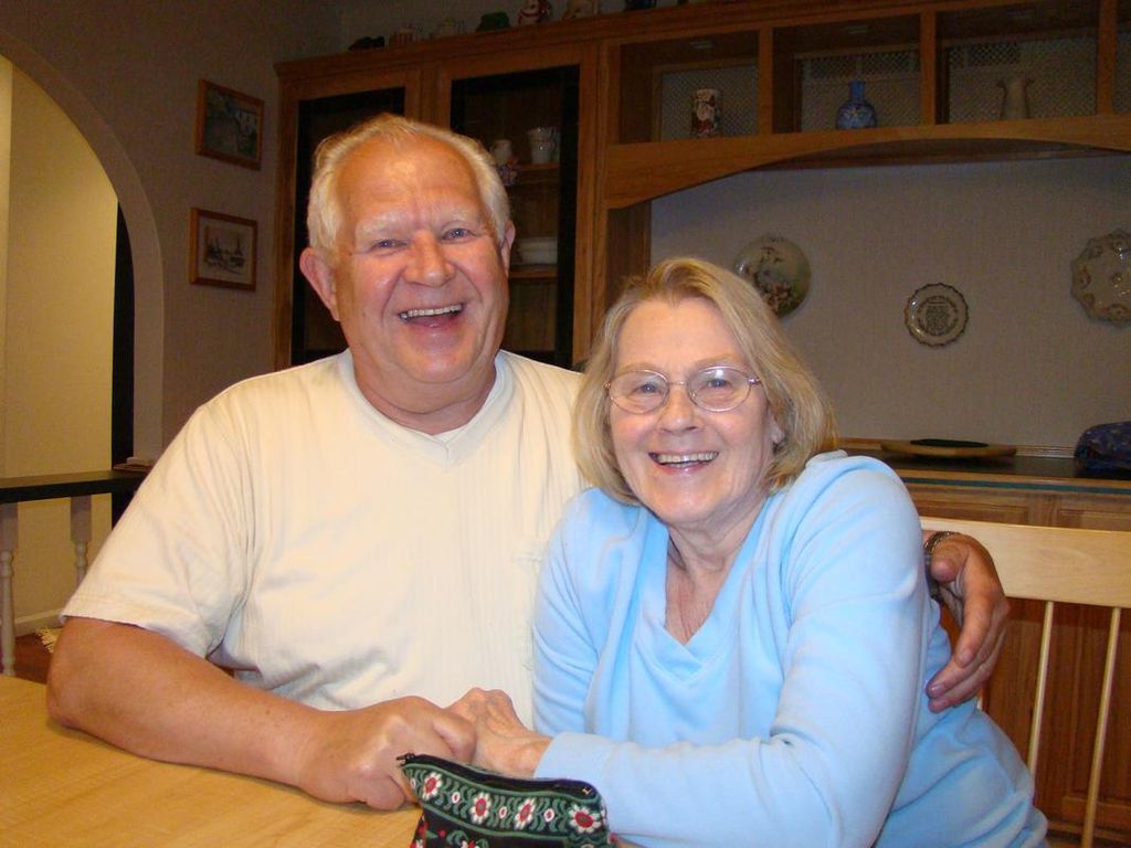 John & Lois Scheuer Profile Photo
