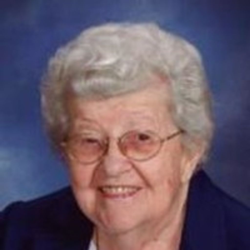 Doris E Mau