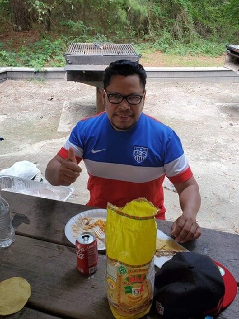 Alejandro Gonzalez-Juarez Profile Photo