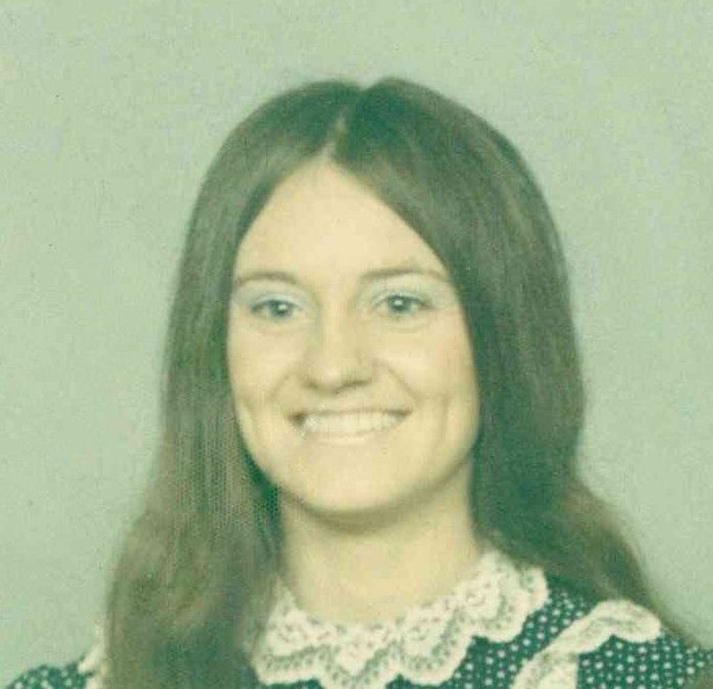 Vicki Gayle Reeves