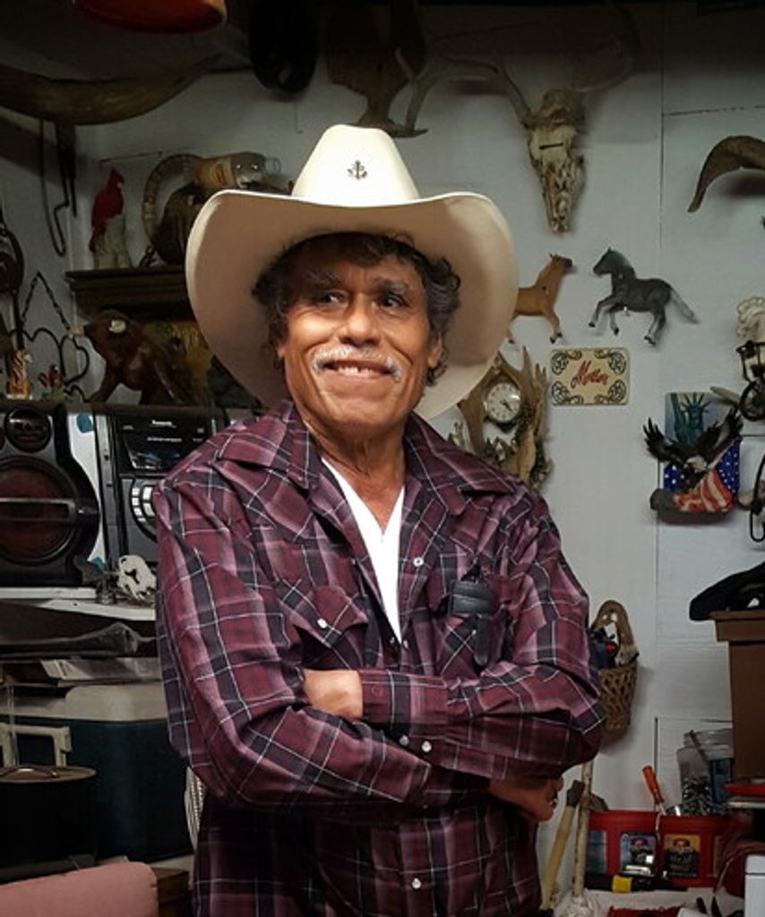 Jose E De La Paz Sr.
