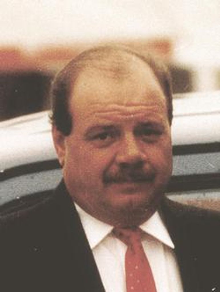 Lowell N Walz