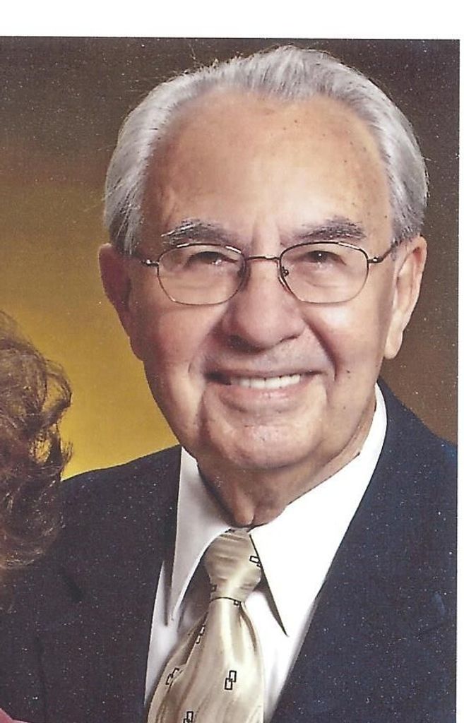 Tibor Jeno Villanyi Profile Photo