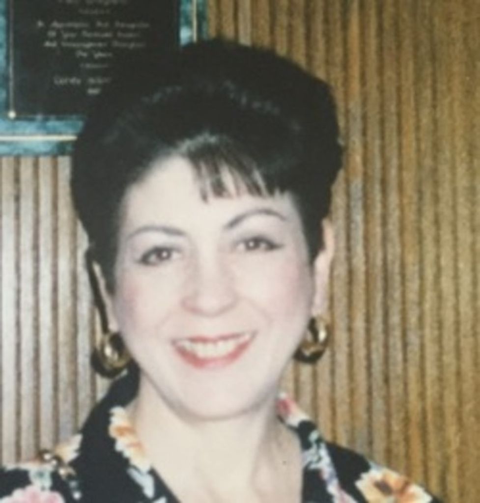 Carolyn Pecorella Profile Photo