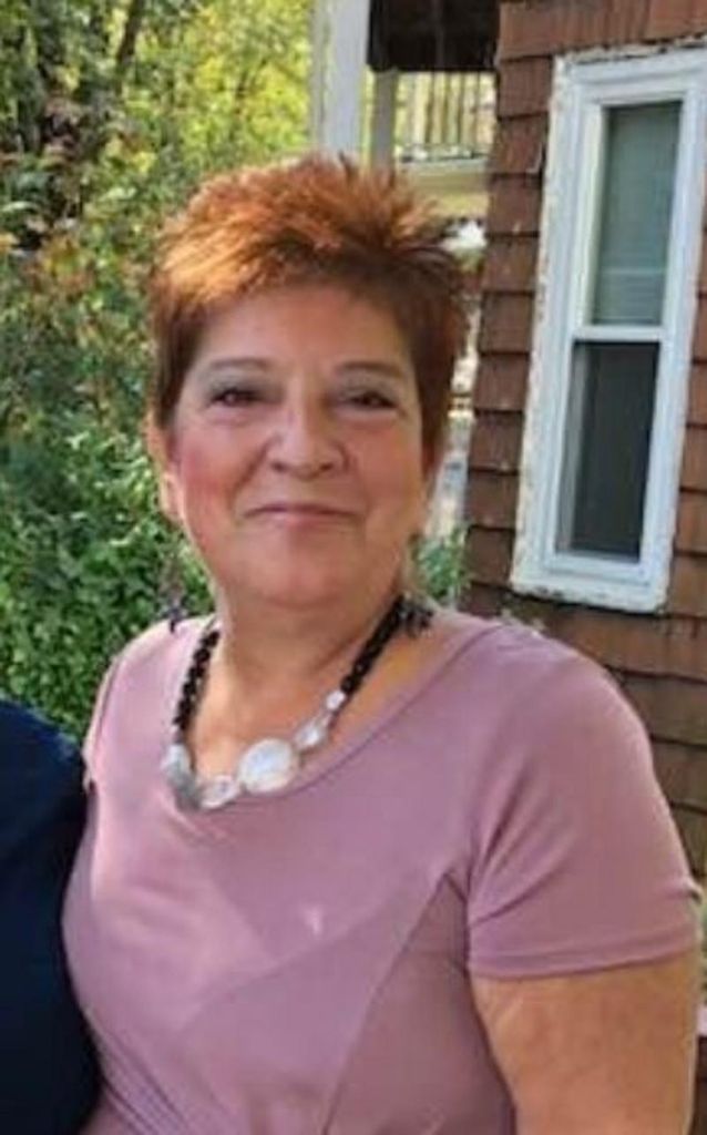Theresa Medeiros Profile Photo