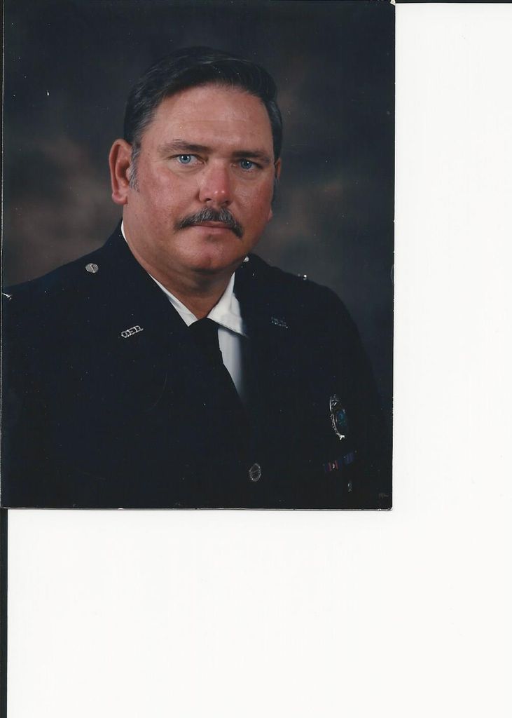 Robert E. Shawen Ii
