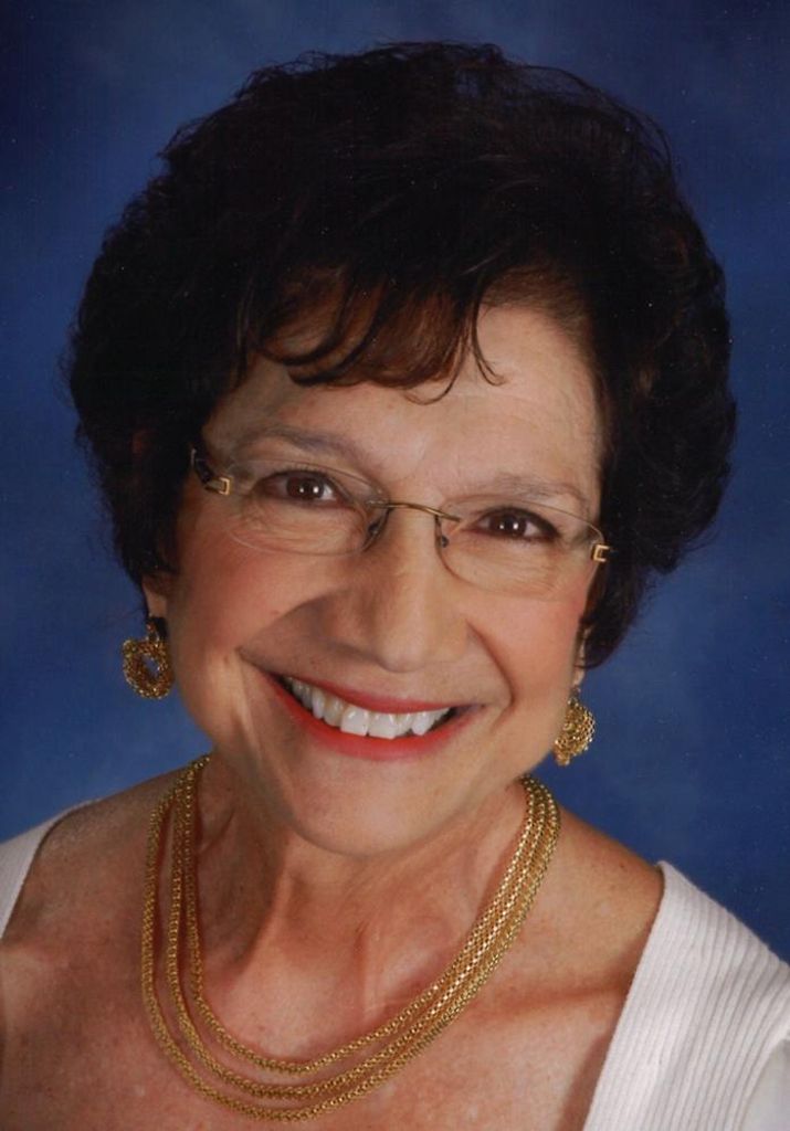 Maria  Teresa Kinsey
