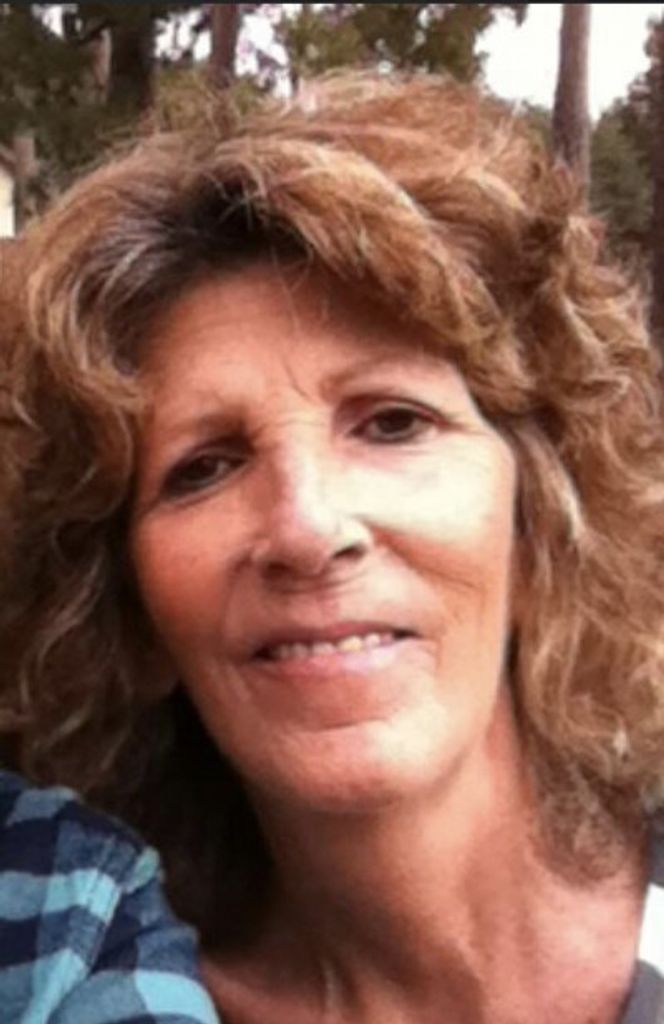 Dixie Anne Easterling Profile Photo