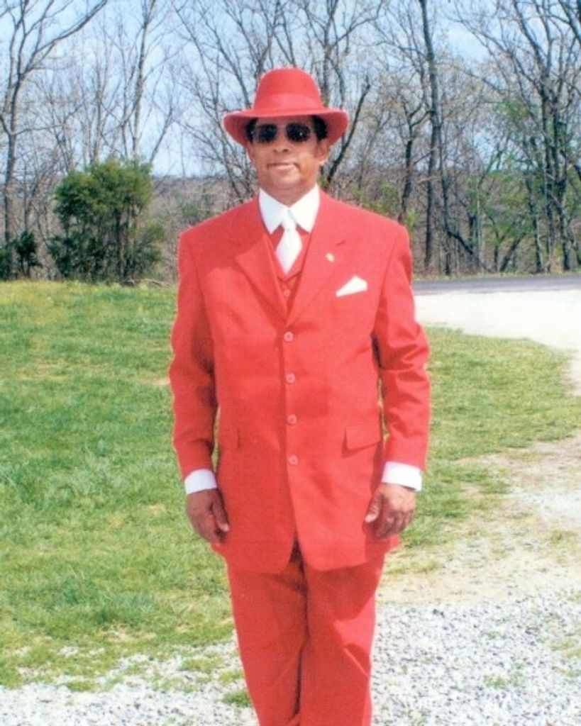 James Hendrickson Profile Photo