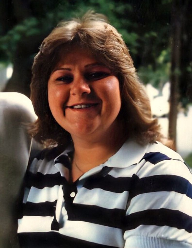 Lisa (Garchinsky)  Barnes