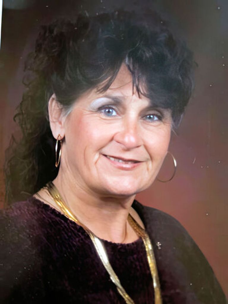 Mary Alice Holladay Profile Photo