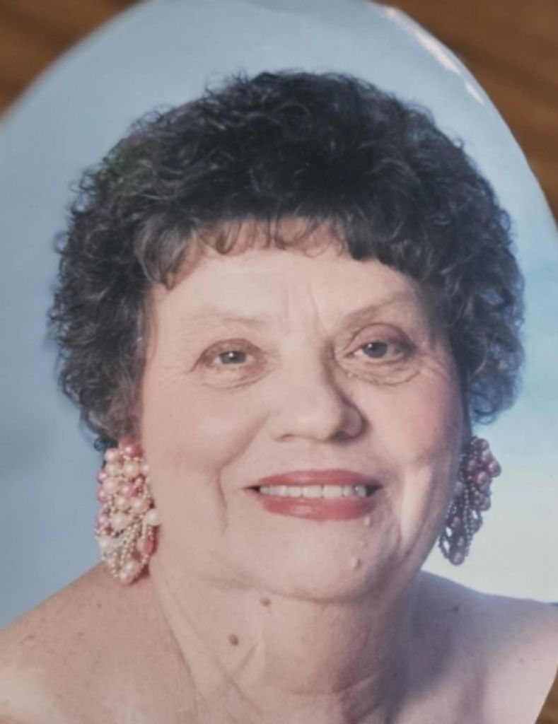 Betty  Jeanne Moore Leonard 