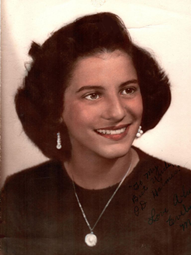 Evelyn Vivian Searcy
